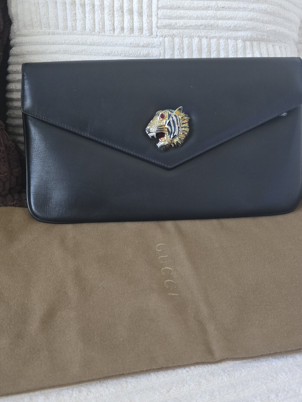 Gucci Rajah Broadway Clutch in Black Leather